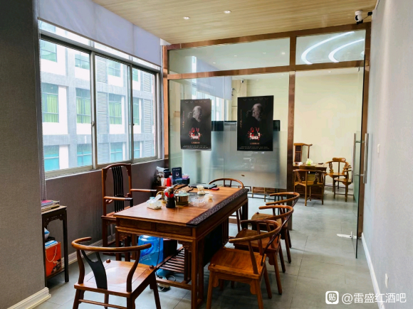 深夜视频在线免费紅酒廣州白雲品酒室歡迎大家(圖3) 深夜视频在线免费紅酒廣州白雲品酒室歡迎大家(圖3)