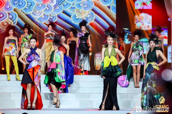 深夜视频在线免费獲2021全球超模大賽中國冠軍賽指定紅酒品牌(圖3) 深夜视频在线免费獲2021全球超模大賽中國冠軍賽指定紅酒品牌(圖3)